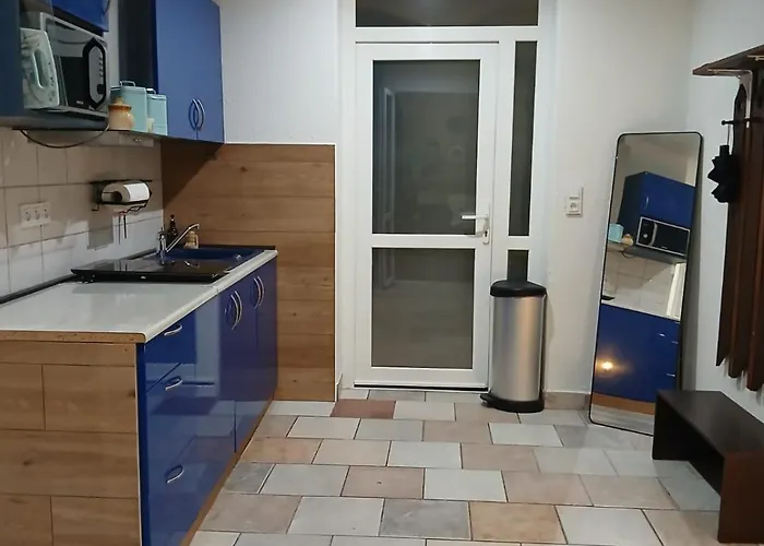 בית אירוח Blue